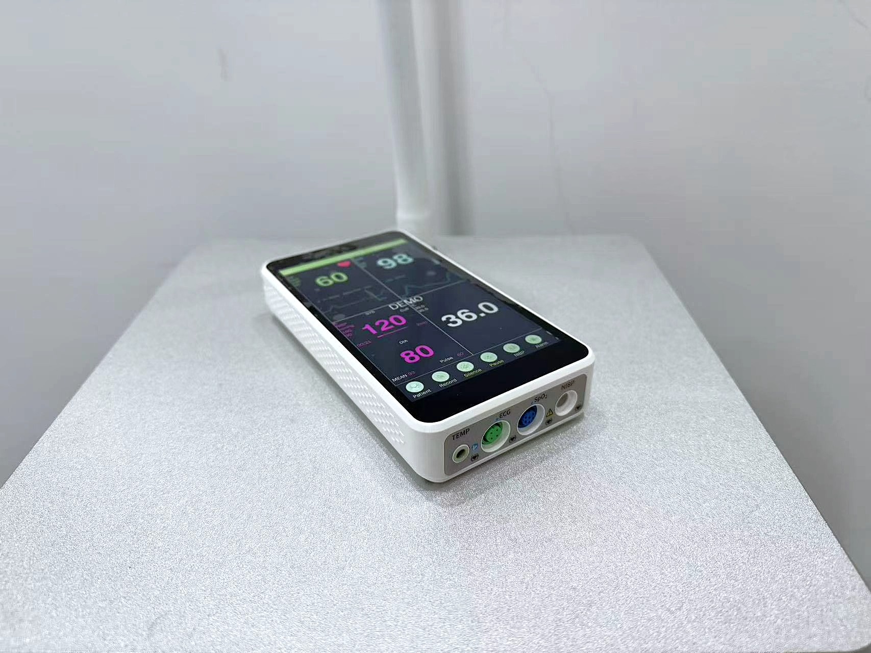 IWA-HM20 hero